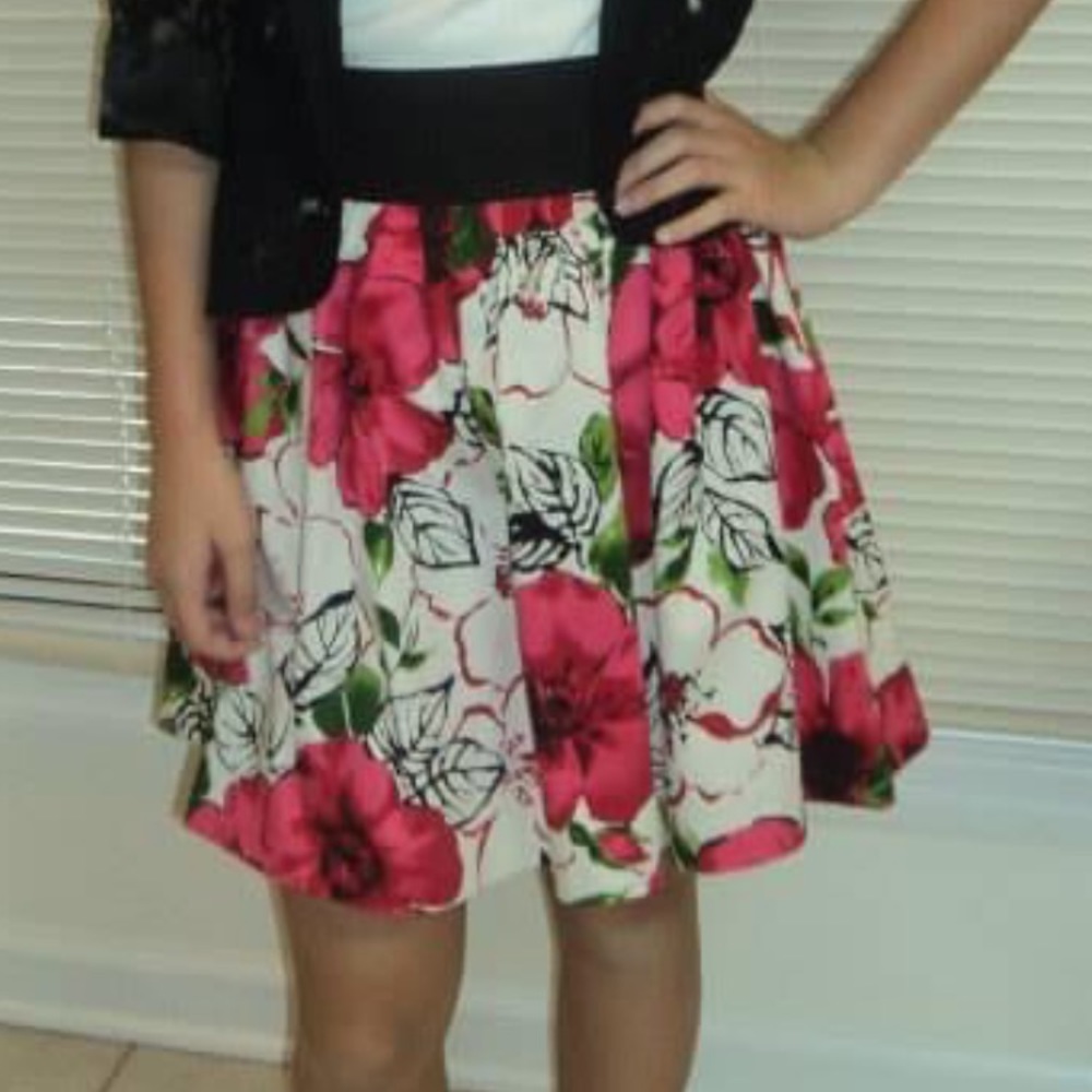 Girl’s Body Central Skirt Size Small